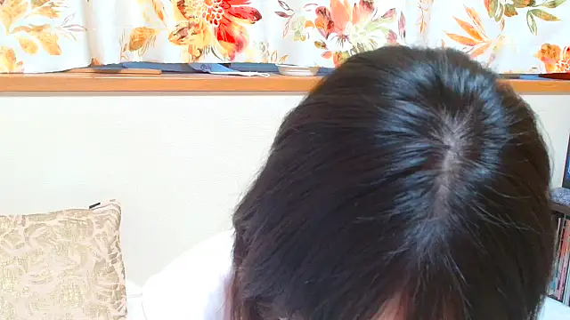 Snapshot of liliyRiSAcha-n chatting on October 20, 7:31 am liliyRiSAcha-n online show from October 20, 7:31 am