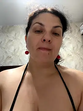 Snapshot of Taisia_W chatting on September 22, 7:21 am Taisia W online show from September 22, 7:21 am