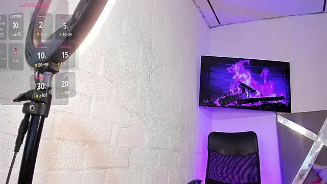 Fenty XX online show from March 16, 9:58 pm