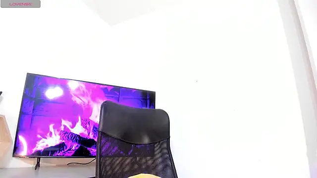 Fenty XX online show from March 1, 4:42 pm