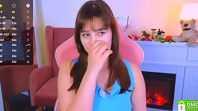  Eliizabeth  online show from February 18, 3:10 am