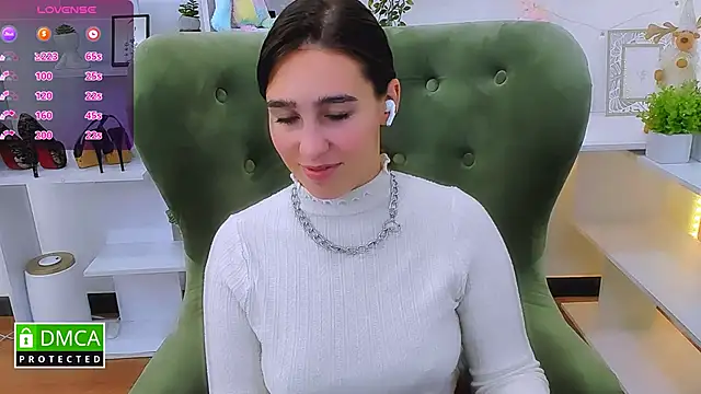  Eliizabeth  online show from October 8, 9:12 pm