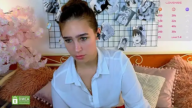  Eliizabeth  online show from July 16, 12:16 am