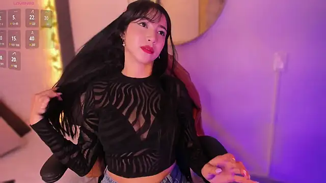 Snapshot of emma_woods_ chatting on December 27, 12:34 pm emma woods online show from December 27, 12:34 pm