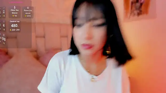 Snapshot of emma_woods_ chatting on October 10, 7:35 pm emma woods online show from October 10, 7:35 pm