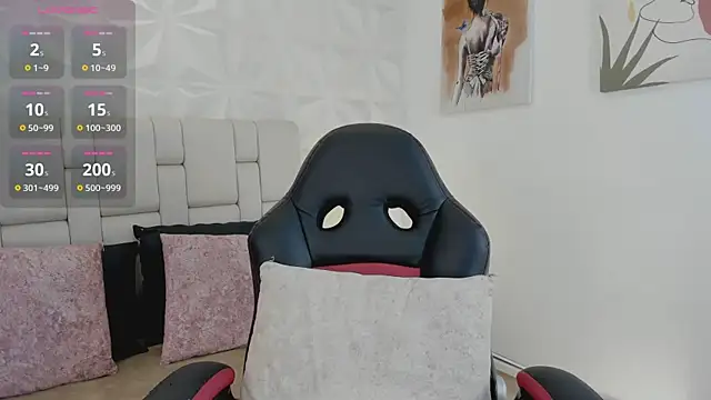 Snapshot of emma_woods_ chatting on October 15, 8:53 pm emma woods online show from October 15, 8:53 pm