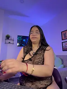 tati reyess online show from January 15, 12:21 pm