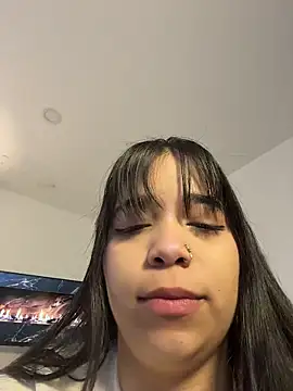 tati reyess online show from March 14, 12:10 pm