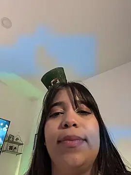 tati reyess online show from March 17, 12:41 pm