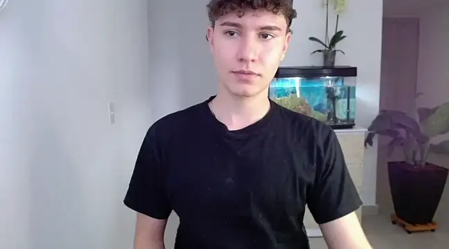 adrian morelly online show from December 6, 9:46 pm