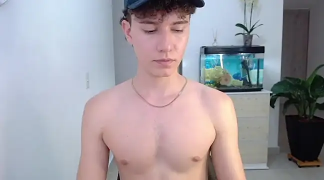 adrian morelly online show from December 10, 10:37 pm