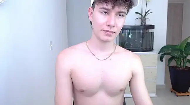 adrian morelly online show from December 13, 9:52 pm