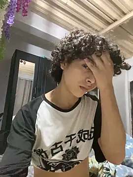 Cherry boy 18 online show from February 13, 4:32 am