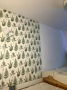 Snapshot of Marie_Diaze chatting on December 2, 9:02 am Marie Diaze online show from December 2, 9:02 am