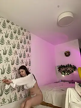 Snapshot of Marie_Diaze chatting on December 15, 8:52 am Marie Diaze online show from December 15, 8:52 am