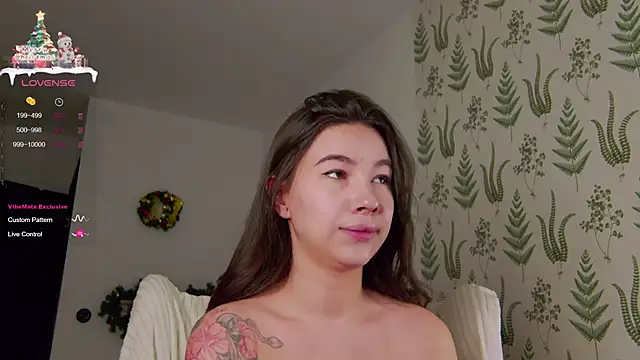 Snapshot of Marie_Diaze chatting on December 28, 5:12 am Marie Diaze online show from December 28, 5:12 am