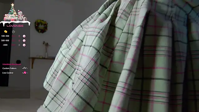 Snapshot of Marie_Diaze chatting on January 12, 5:13 am Marie Diaze online show from January 12, 5:13 am