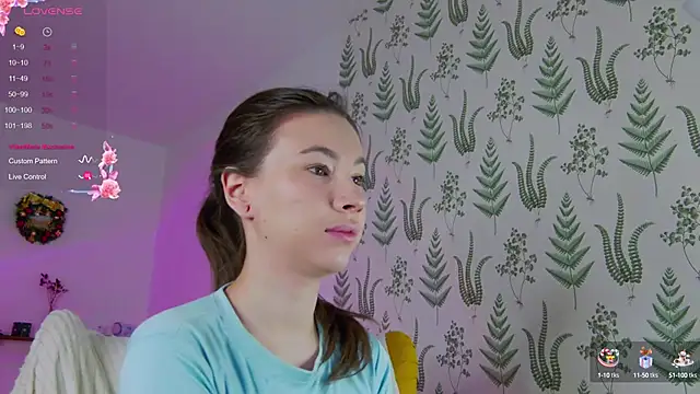 Snapshot of Marie_Diaze chatting on January 15, 5:19 am Marie Diaze online show from January 15, 5:19 am