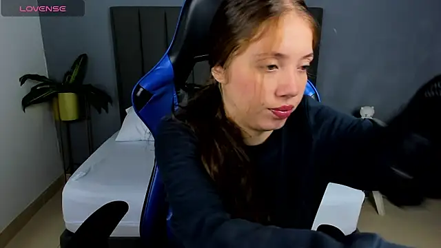 nataly rodri online show from January 14, 12:14 pm