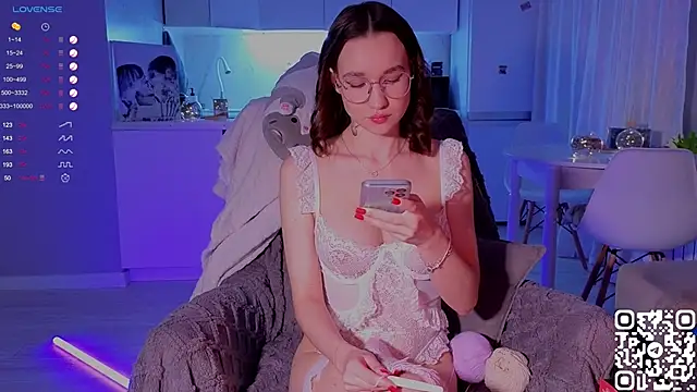 Snapshot of shey1i chatting on December 24, 6:06 pm shey1i online show from December 24, 6:06 pm