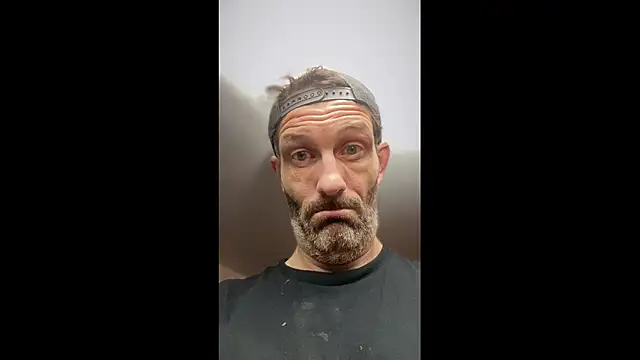 leanjamesdean online show from April 9, 3:06 am