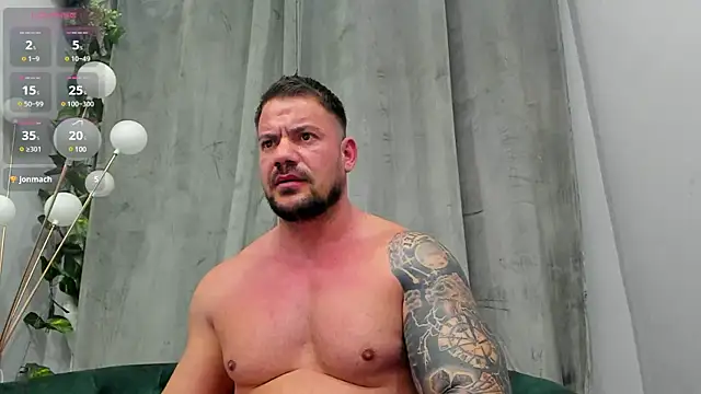 Snapshot of musclemonster31 chatting on February 25, 11:30 am musclemonster31 online show from February 25, 11:30 am