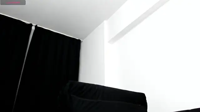 Snapshot of musclemonster31 chatting on September 28, 2:06 am musclemonster31 online show from September 28, 2:06 am