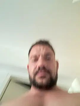Snapshot of musclemonster31 chatting on June 27, 6:07 am musclemonster31 online show from June 27, 6:07 am