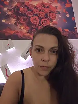 Snapshot of LEAsquirt91 chatting on July 7, 10:03 pm LEAsquirt91 online show from July 7, 10:03 pm