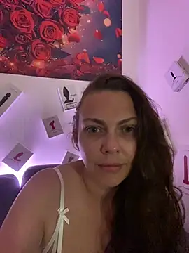 Snapshot of LEAsquirt91 chatting on July 25, 5:43 pm LEAsquirt91 online show from July 25, 5:43 pm