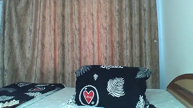 PussyEvely online show from September 18, 6:26 am