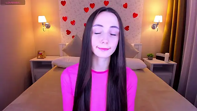 Snapshot of Lexi_Split chatting on February 16, 8:32 am Lexi Split online show from February 16, 8:32 am