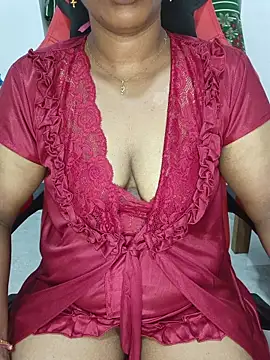 Snapshot of Malluivaniya chatting on November 6, 6:31 pm Malluivaniya online show from November 6, 6:31 pm