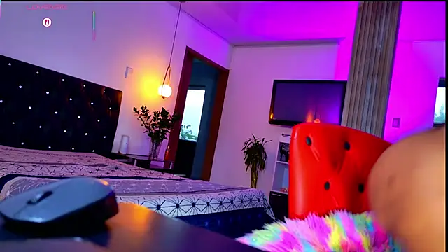 Snapshot of SQUIRT4UMEGAN chatting on February 20, 11:22 am SQUIRT4UMEGAN online show from February 20, 11:22 am