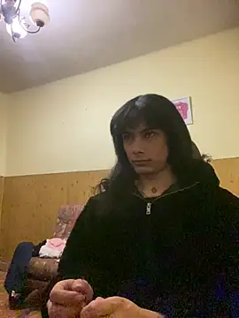 Snapshot of calliemaggotbone chatting on March 29, 4:12 am calliemaggotbone online show from March 29, 4:12 am