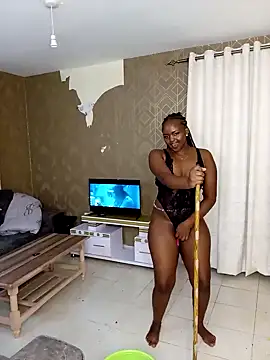 Snapshot of TerryAssqueen254 chatting on February 5, 8:43 am TerryAssqueen254 online show from February 5, 8:43 am