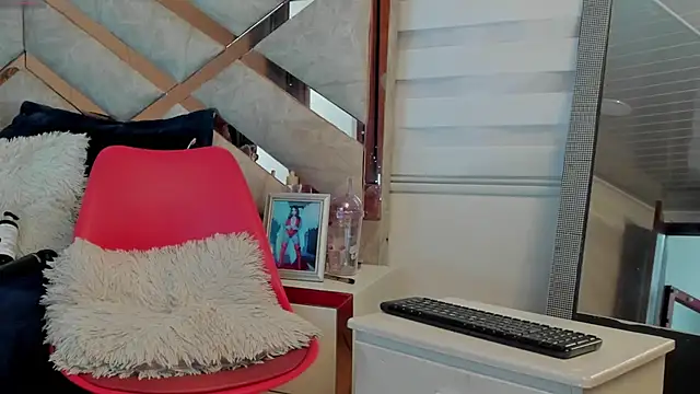  BrendaMichel  online show from February 12, 4:11 pm