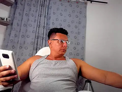 pedropicapi online show from September 10, 11:49 pm