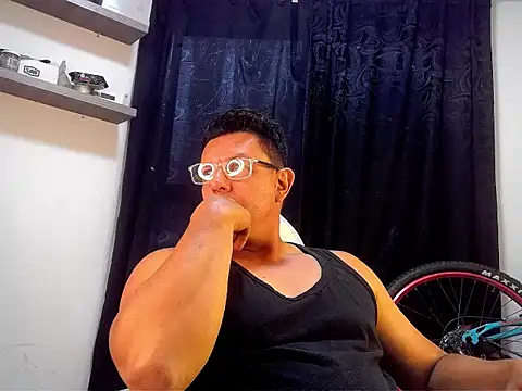 pedropicapi online show from April 14, 4:13 pm