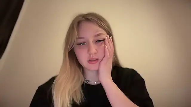 Isabel-Bailey online show from December 4, 10:08 pm