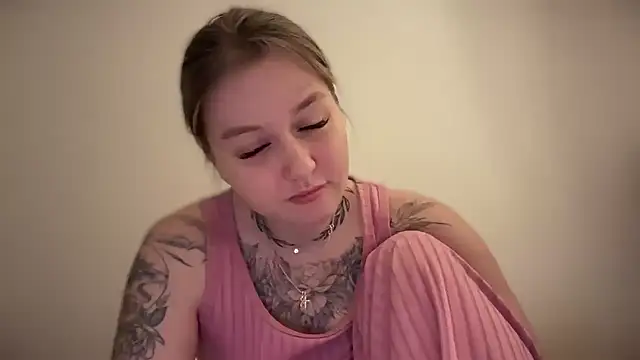 Isabel-Bailey online show from December 7, 9:22 pm