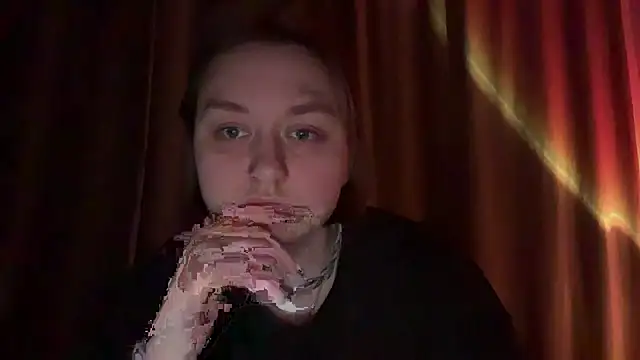 Snapshot of Isabel-Bailey chatting on May 8, 10:04 pm Isabel-Bailey online show from May 8, 10:04 pm