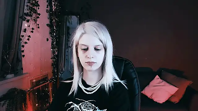 Noah ElmerX online show from September 9, 4:06 pm