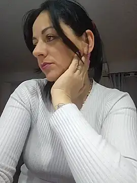 Snapshot of bruneta_sexy23 chatting on December 29, 1:56 am bruneta sexy23 online show from December 29, 1:56 am