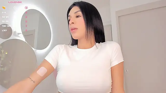 mia yourmommy online show from February 27, 11:04 pm