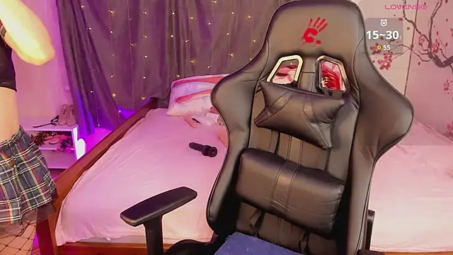 Michel Momsen online show from July 27, 12:45 pm