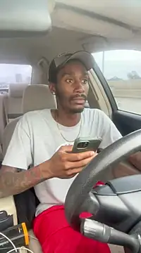 Snapshot of ITSONLYKENNY chatting on February 14, 5:25 pm ITSONLYKENNY online show from February 14, 5:25 pm