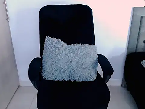 diana  34 online show from March 14, 4:34 pm