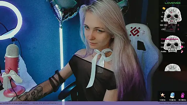 Snapshot of Fridart-house_Fortuna chatting on January 23, 2:28 pm Fridart-house Fortuna online show from January 23, 2:28 pm