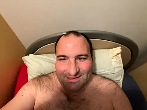 Snapshot of FrankTaylor66 chatting on November 12, 9:14 pm FrankTaylor66 online show from November 12, 9:14 pm